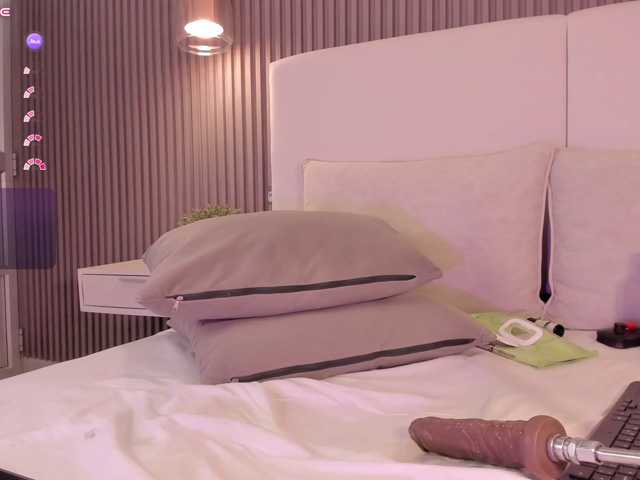 annie-clarkson live cam on BongaCams