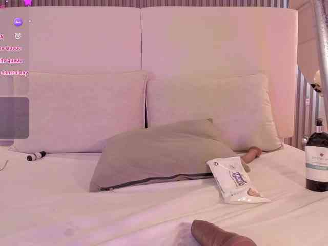 annie-clarkson webcam