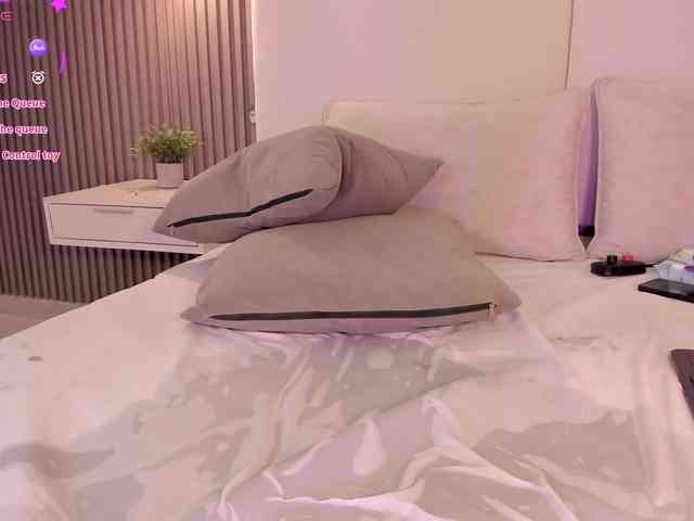 annie-clarkson webcam