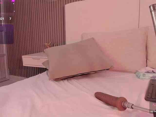 annie-clarkson webcam