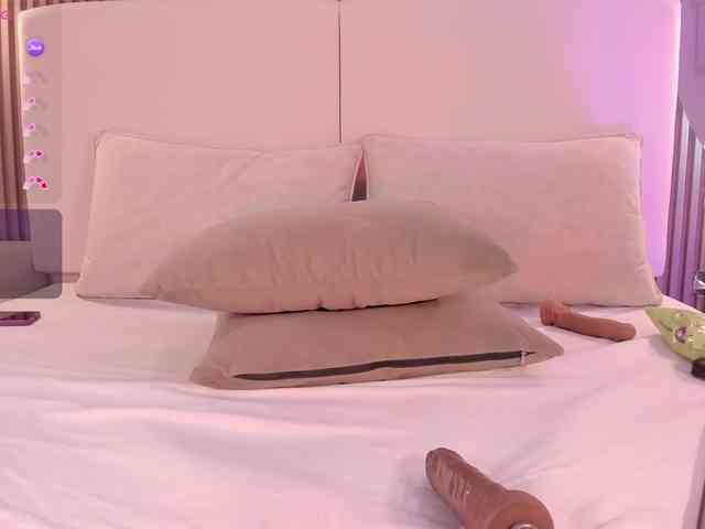 annie-clarkson webcam
