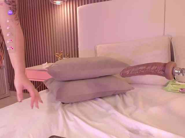 annie-clarkson webcam