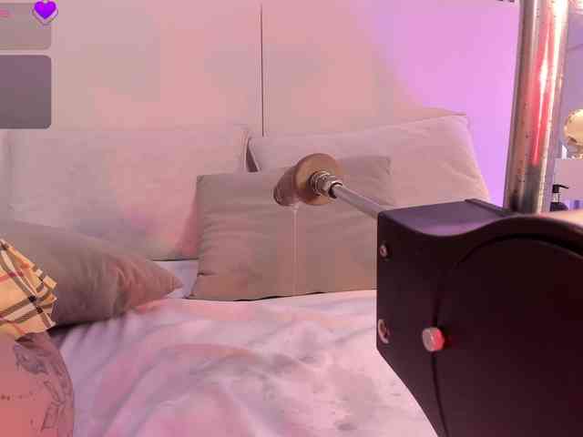 annie-clarkson webcam