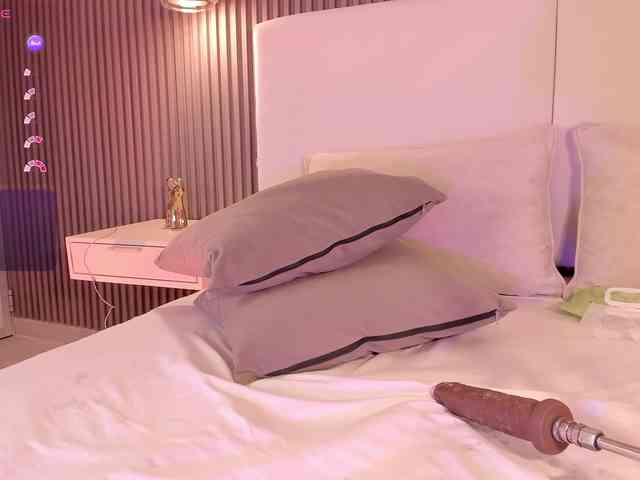 annie-clarkson webcam
