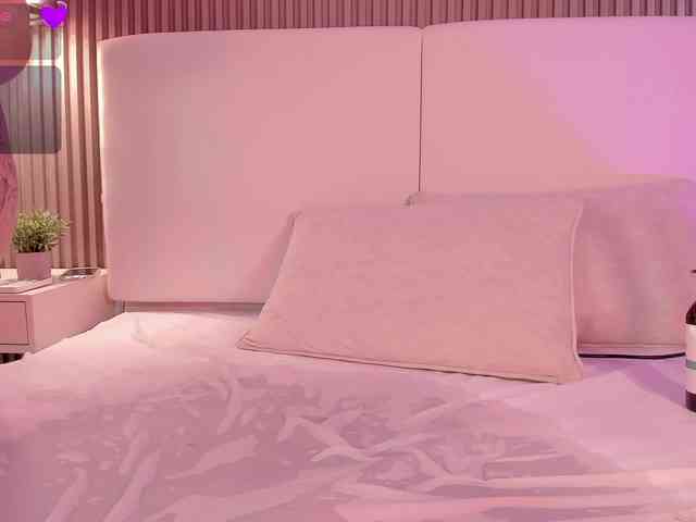 annie-clarkson webcam