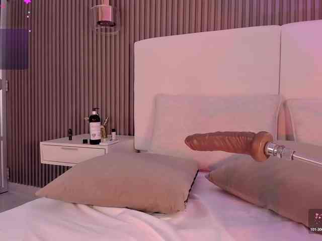 annie-clarkson webcam