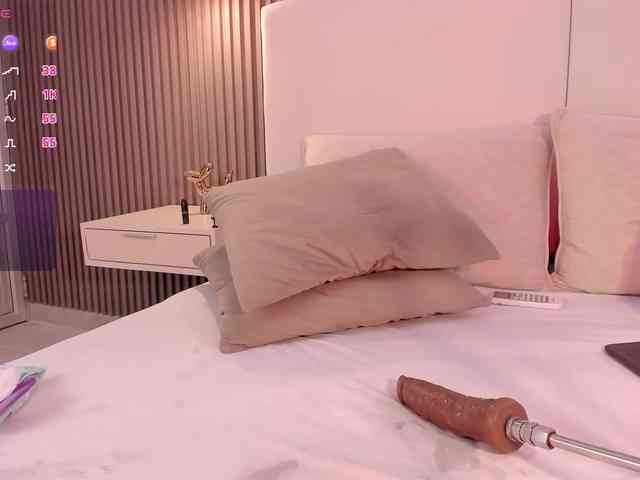annie-clarkson webcam