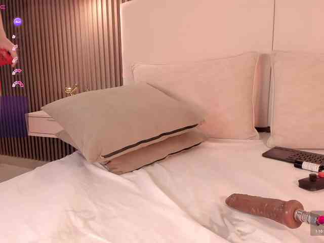 annie-clarkson webcam