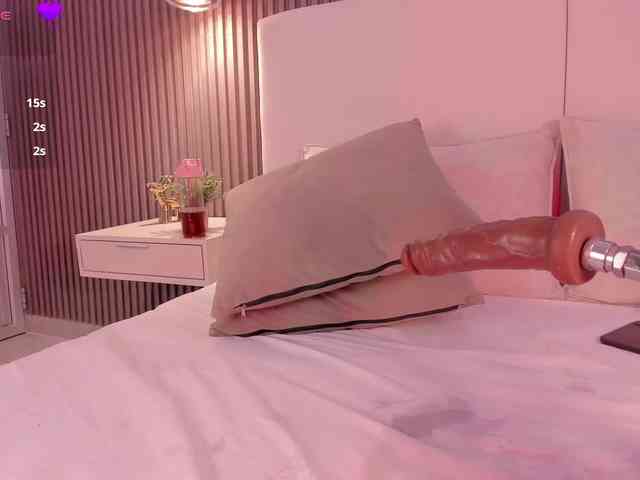 annie-clarkson webcam