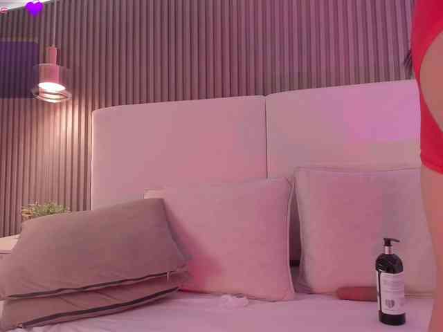 annie-clarkson webcam