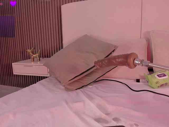 annie-clarkson webcam