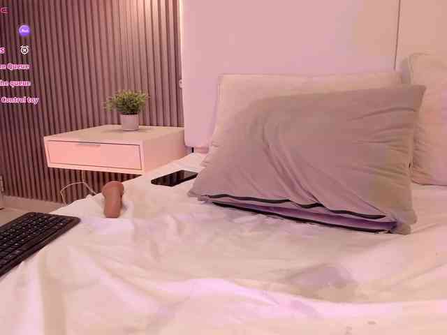 annie-clarkson webcam
