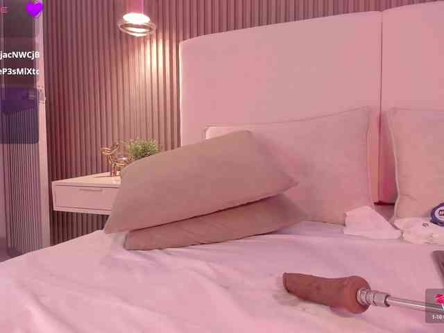 annie-clarkson webcam