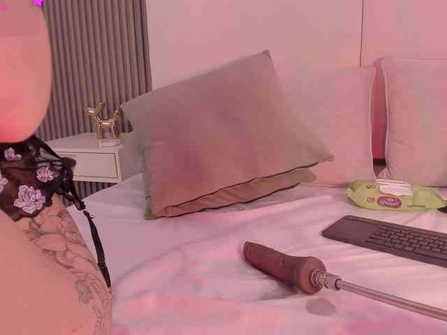 annie-clarkson webcam