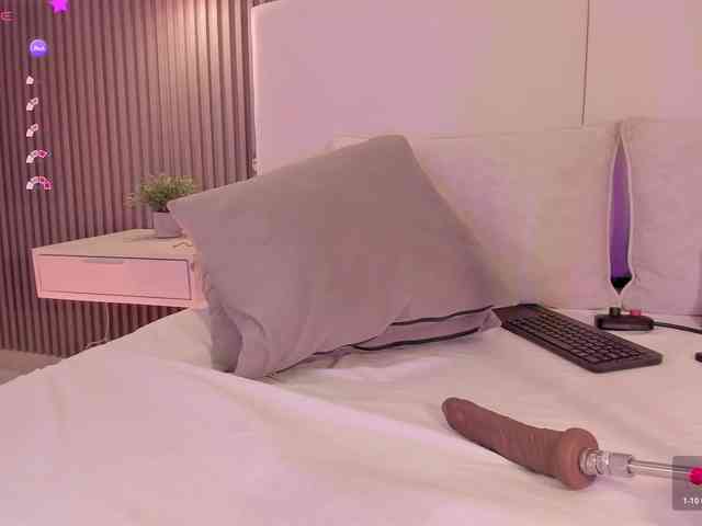 annie-clarkson webcam