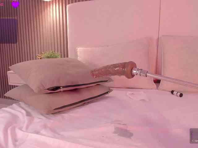 annie-clarkson webcam