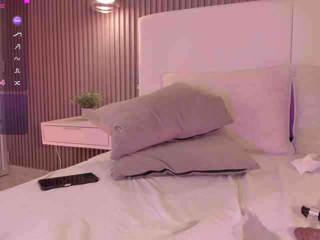 annie-clarkson webcam