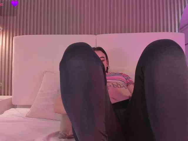 annie-clarkson webcam