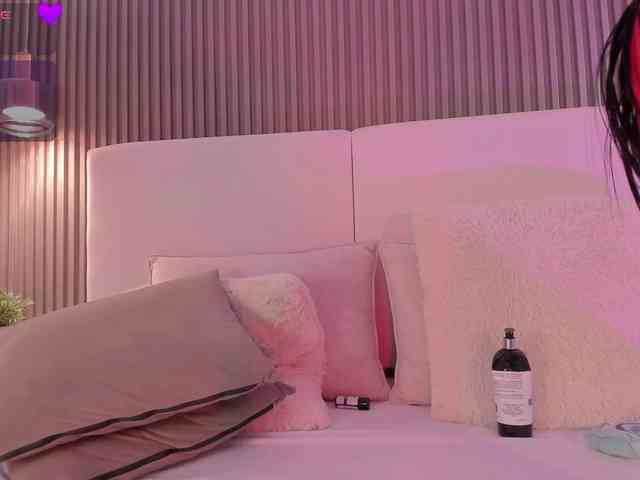 annie-clarkson webcam