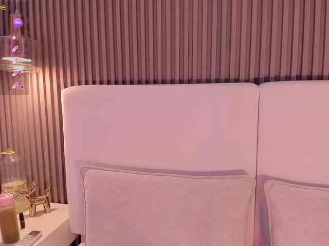 annie-clarkson webcam