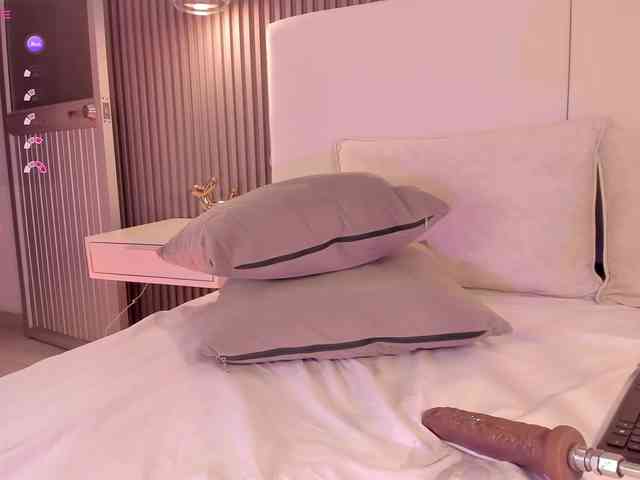 annie-clarkson webcam
