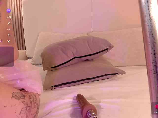 annie-clarkson webcam