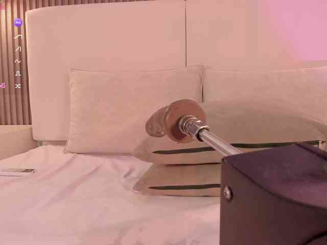 annie-clarkson webcam