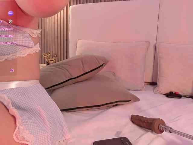 annie-clarkson webcam
