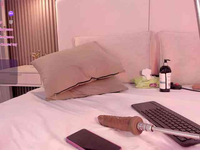 annie-clarkson webcam