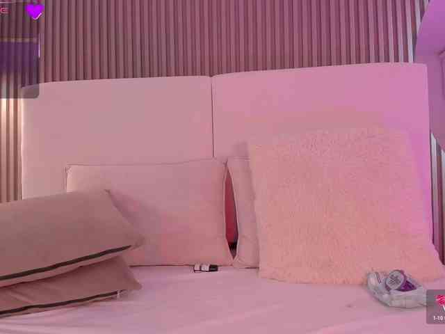 annie-clarkson webcam