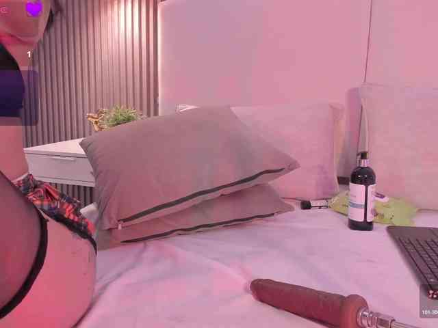 annie-clarkson webcam