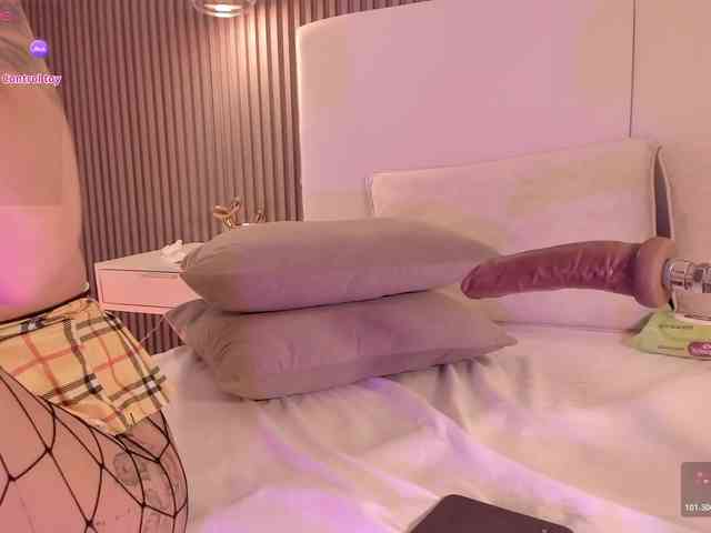 annie-clarkson webcam