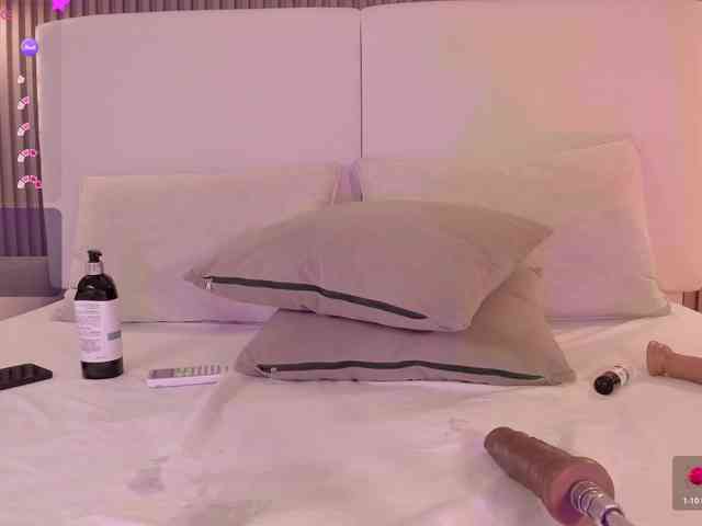 annie-clarkson webcam