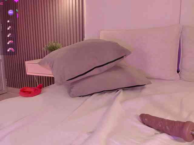 annie-clarkson webcam