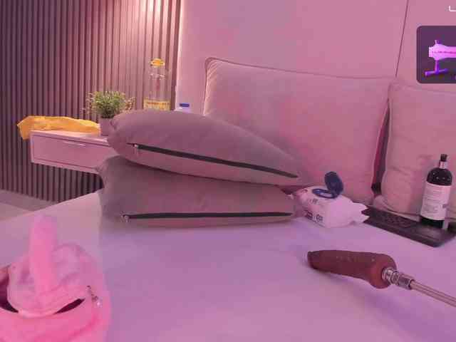 annie-clarkson webcam