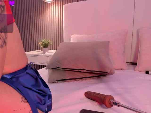 annie-clarkson webcam