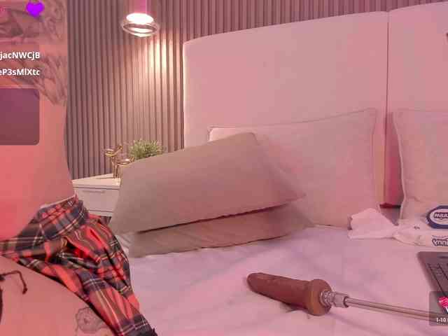 annie-clarkson webcam