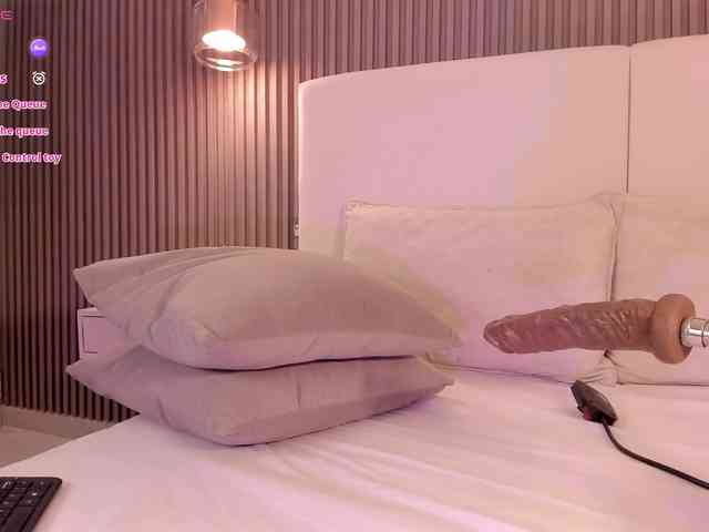 annie-clarkson webcam