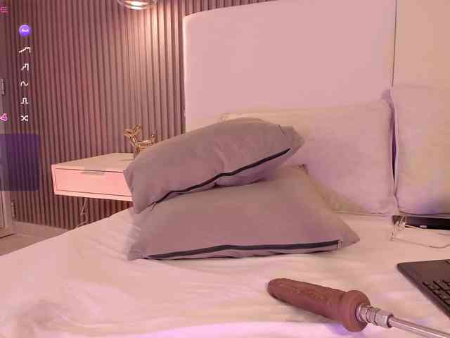 annie-clarkson webcam