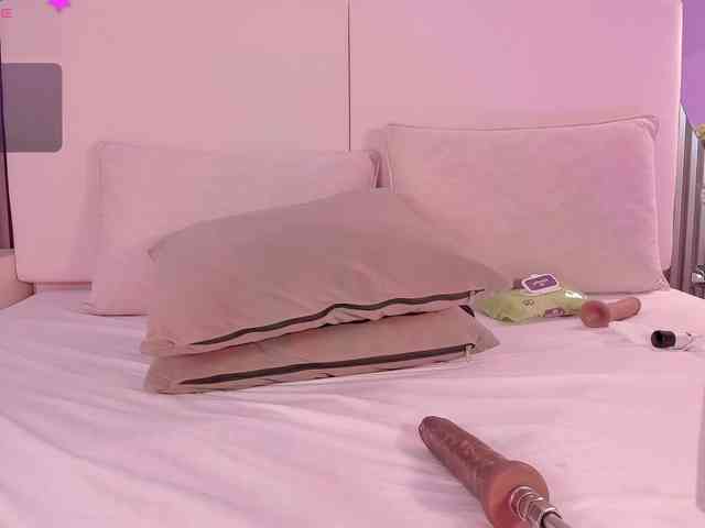 annie-clarkson webcam
