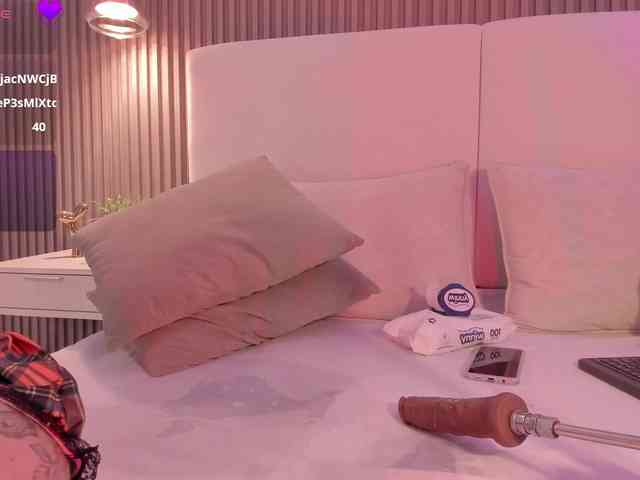 annie-clarkson webcam