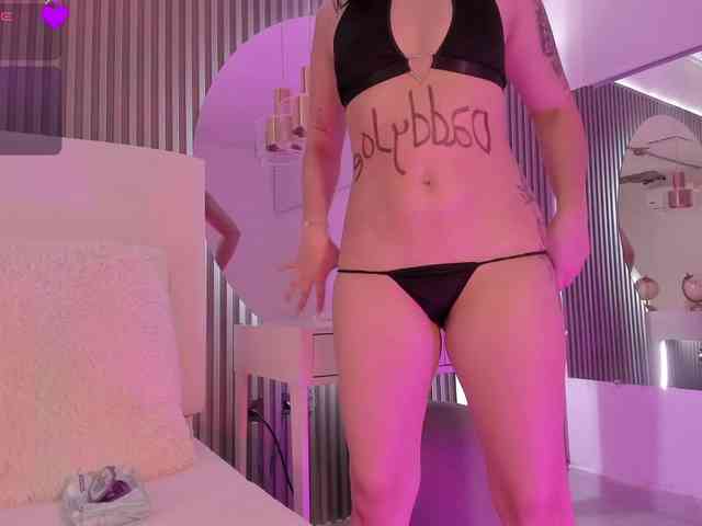 annie-clarkson webcam