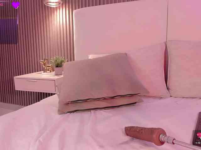 annie-clarkson webcam