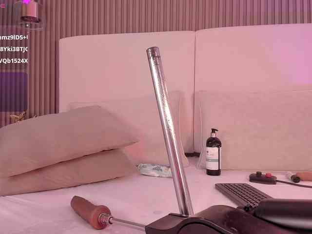 annie-clarkson webcam