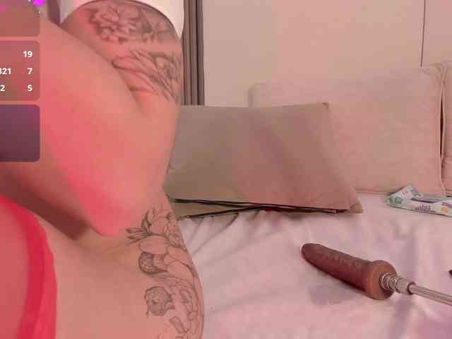 annie-clarkson webcam