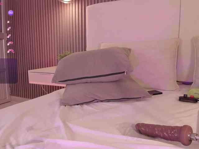 annie-clarkson webcam