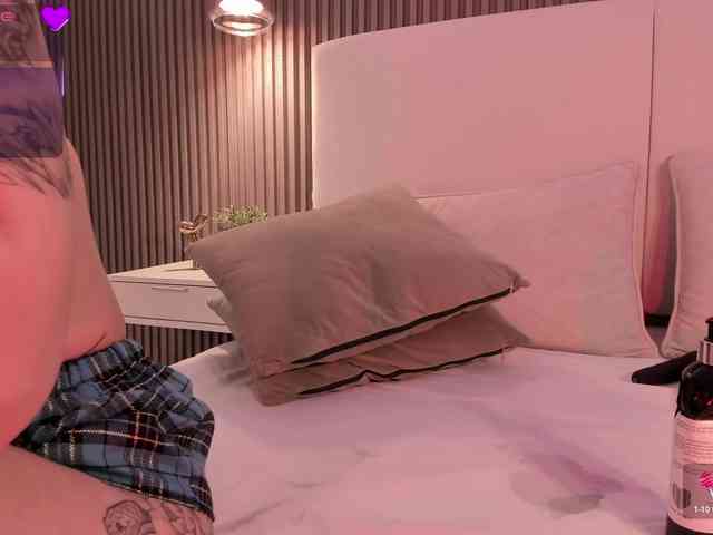 annie-clarkson webcam