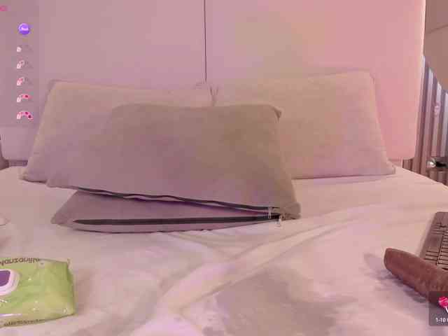 annie-clarkson webcam