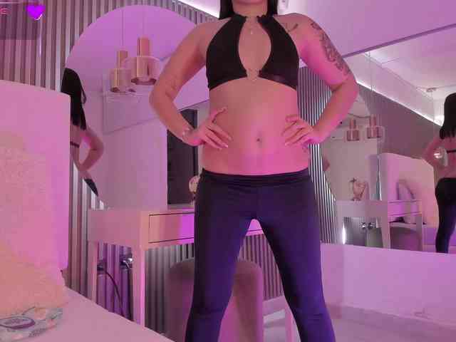 annie-clarkson webcam