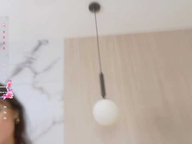 LindaSelena